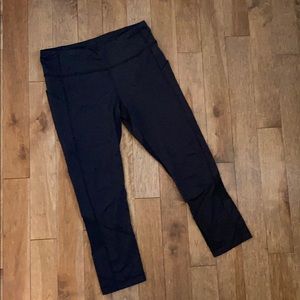 Lululemon Speed Up cropped leggings with pockets